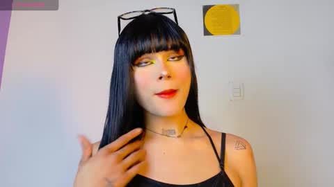 Snapshot of natasha_winz chatting on 28, 9, 2025 Natahsa online show from 28, 9, 2025