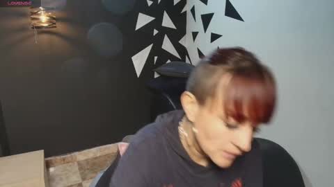 Natasha Mason online show from 14, 11, 2025