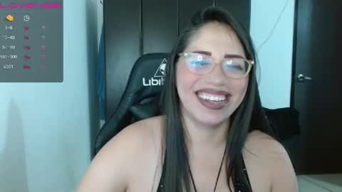 Snapshot of natashasmithe chatting on 31, 1, 2025 Natasha Smithe online show from 31, 1, 2025
