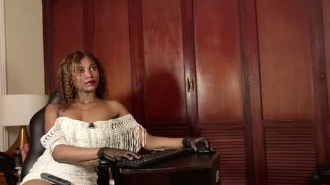 Snapshot of natazhaqueen chatting on 11, 4, 2026 nathalia online show from 11, 4, 2026