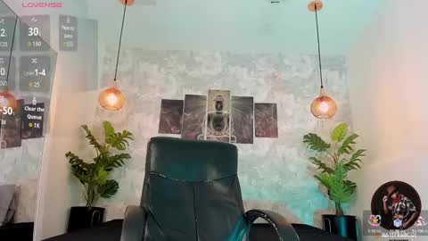 Snapshot of nate_franco chatting on 17, 10, 2025 Nate Franco online show from 17, 10, 2025