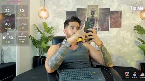 Snapshot of nate_franco chatting on 23, 10, 2025 Nate Franco online show from 23, 10, 2025