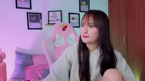 Snapshot of nathalia_ramirez_ chatting on 6, 3, 2026 Nathalia Ramirez online show from 6, 3, 2026