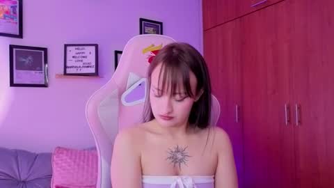 Snapshot of nathalia_ramirez_ chatting on 10, 3, 2026 Nathalia Ramirez online show from 10, 3, 2026