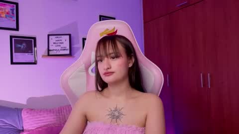 Snapshot of nathalia_ramirez_ chatting on 15, 3, 2026 Nathalia Ramirez online show from 15, 3, 2026