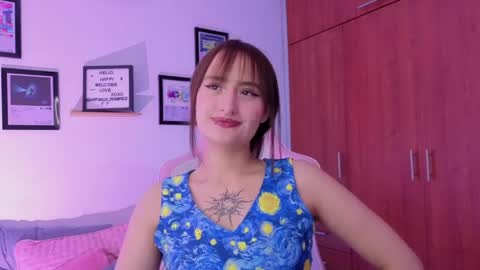 Snapshot of nathalia_ramirez_ chatting on 1, 4, 2026 Nathalia Ramirez online show from 1, 4, 2026