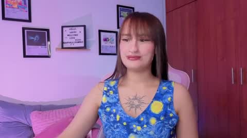 Snapshot of nathalia_ramirez_ chatting on 3, 4, 2026 Nathalia Ramirez online show from 3, 4, 2026
