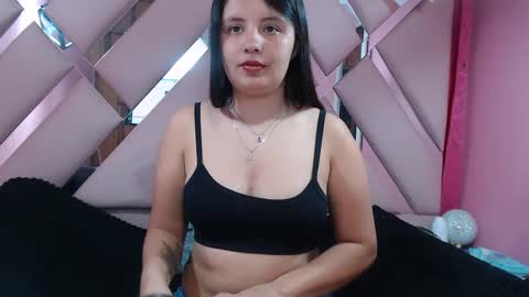Snapshot of nathaly_sweet23 chatting on 20, 12, 2024 Nathaly sweet online show from 20, 12, 2024