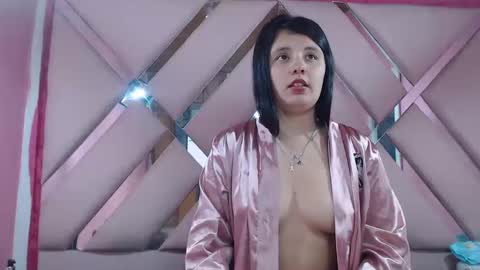 Snapshot of nathaly_sweet23 chatting on 5, 2, 2025 Nathaly sweet online show from 5, 2, 2025