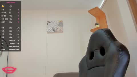 nathalyxx_ online show from 13, 12, 2024