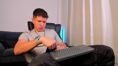 Nathan online show from 2, 10, 2025