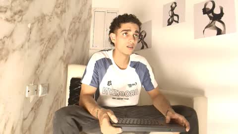 Snapshot of nathan_shimmer chatting on 15, 11, 2025 nathan_shimmer online show from 15, 11, 2025