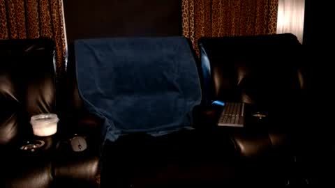 NathanielFlex online show from 10, 7, 2026