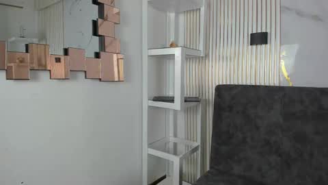 nathasha_ggh online show from 5, 12, 2025