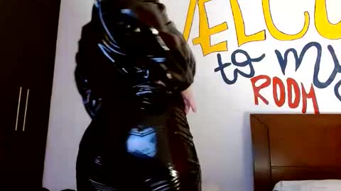 Snapshot of nathy_latex07 chatting on 2, 12, 2024 Nathalia online show from 2, 12, 2024