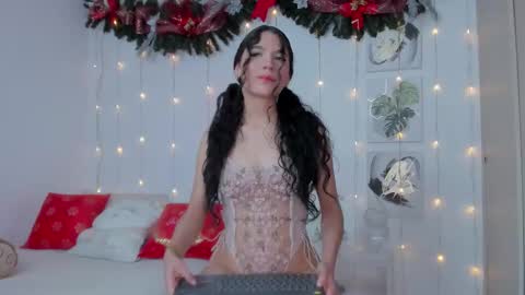 nathy_rosales online show from 18, 12, 2025
