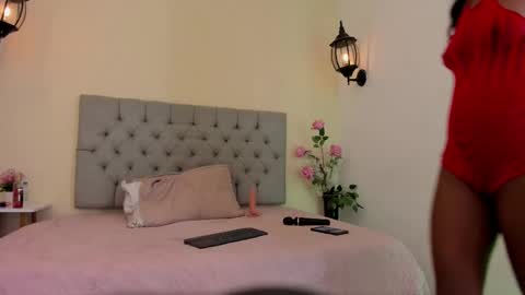 nathy_ross online show from 10, 3, 2025