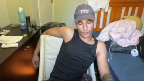 native_boy2 online show from 11, 2, 2026