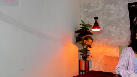 Snapshot of natt_collins chatting on 15, 12, 2025 Natalia online show from 15, 12, 2025