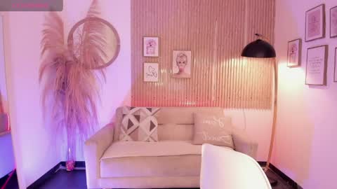 Snapshot of natti_london chatting on 11, 3, 2026 natti_london online show from 11, 3, 2026