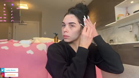 NATTY FIERROS online show from 21, 2, 2025