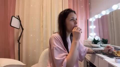 Snapshot of nattywithoutdaddy chatting on 1, 6, 2026 NATTY FIERROS online show from 1, 6, 2026