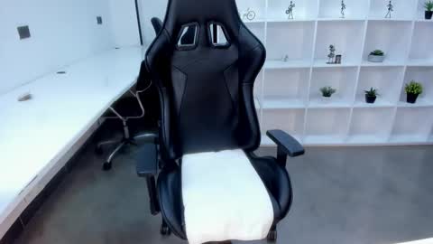 Snapshot of natural_bigboobs chatting on 10, 2, 2026 Jazmin Bigboobs online show from 10, 2, 2026