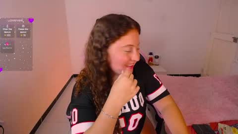 Snapshot of natural_ginger5 chatting on 23, 5, 2026 natural_ginger5 online show from 23, 5, 2026