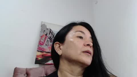 Snapshot of naturally_mature chatting on 17, 5, 2026 Sammy online show from 17, 5, 2026