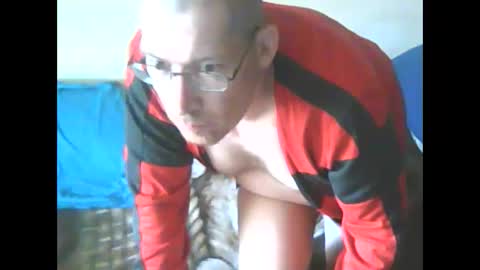 Snapshot of nature_loving_man chatting on 24, 4, 2026 no money to tip online show from 24, 4, 2026