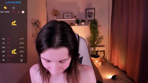 Snapshot of naturelly chatting on 29, 1, 2025 Melisa  FOLLOW ME  online show from 29, 1, 2025