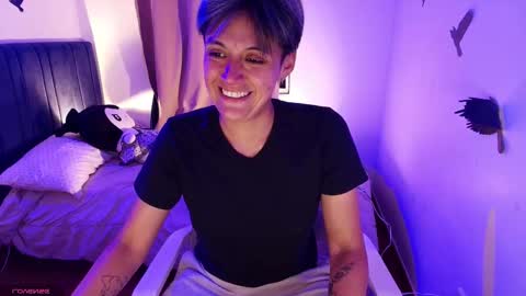 Snapshot of naty_lux19 chatting on 17, 11, 2025 Fernanda online show from 17, 11, 2025