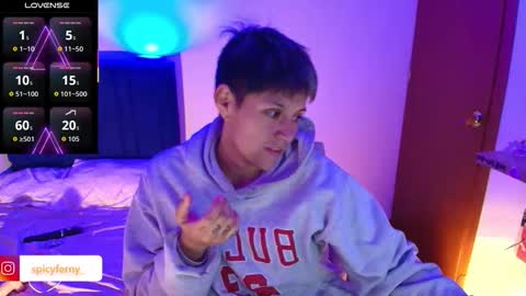 Snapshot of naty_lux19 chatting on 15, 12, 2025 Fernanda online show from 15, 12, 2025