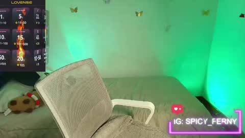 Snapshot of naty_lux19 chatting on 18, 4, 2026 Fernanda online show from 18, 4, 2026