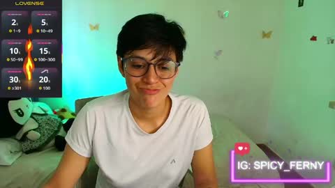Snapshot of naty_lux19 chatting on 28, 4, 2026 Fernanda online show from 28, 4, 2026