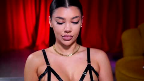 Snapshot of natydesiree chatting on 6, 1, 2025 Naty online show from 6, 1, 2025