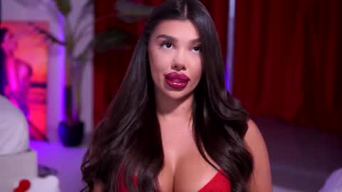 Snapshot of natydesiree chatting on 5, 2, 2026 Naty online show from 5, 2, 2026