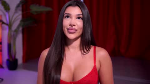 Snapshot of natydesiree chatting on 10, 2, 2026 Naty online show from 10, 2, 2026