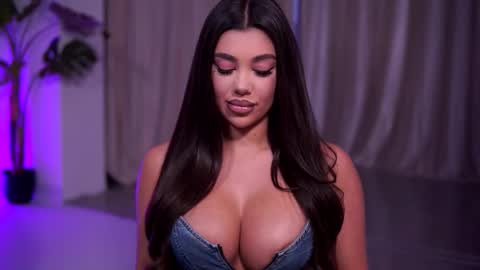 Snapshot of natydesiree chatting on 19, 3, 2026 Naty online show from 19, 3, 2026