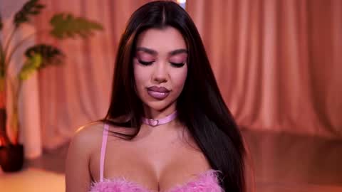 Snapshot of natydesiree chatting on 27, 3, 2026 Naty online show from 27, 3, 2026