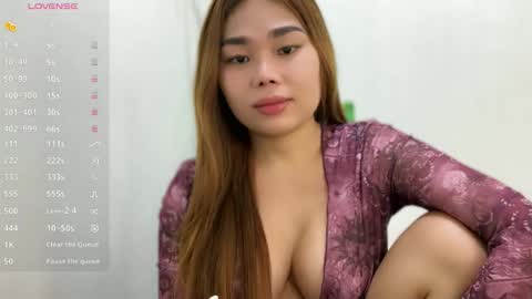 Snapshot of natzumiee_ chatting on 7, 2, 2026 Shuvee Keiko Half Japanese Half Pinay online show from 7, 2, 2026