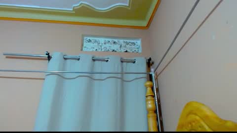 Snapshot of naughty253 chatting on 18, 3, 2026 naughtyxoxo online show from 18, 3, 2026