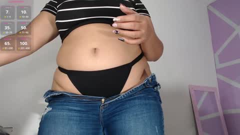 Leina  modelo independiente online show from 15, 1, 2025