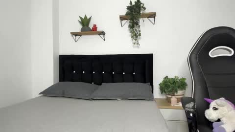 Emily online show from 14, 11, 2025