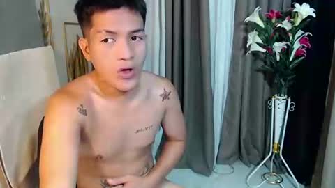 naughty_angelo online show from 22, 4, 2026