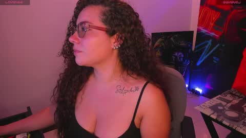 Snapshot of naughty_butt chatting on 2, 4, 2026 Megan online show from 2, 4, 2026