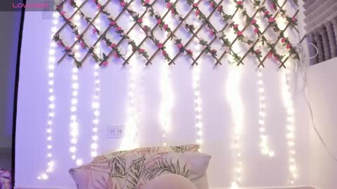 Snapshot of naughty_ebonyy chatting on 25, 5, 2026 SASHA online show from 25, 5, 2026