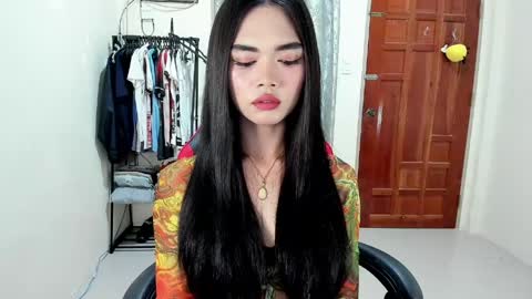 Snapshot of naughty_emmats chatting on 14, 4, 2026 emma online show from 14, 4, 2026