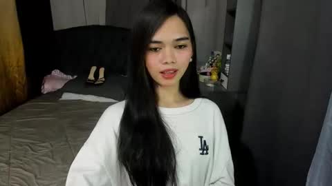 Snapshot of naughty_emmats chatting on 24, 4, 2026 emma online show from 24, 4, 2026