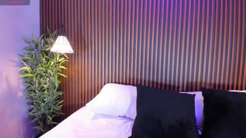 Snapshot of naughty_flower18 chatting on 12, 3, 2025 Flor online show from 12, 3, 2025